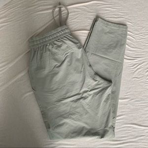 Lululemon Bowline Pant 30" Utilitech Size Medium
